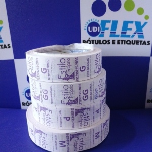 etiquetas em tecido nylon resinado para uniformes e camisetas 