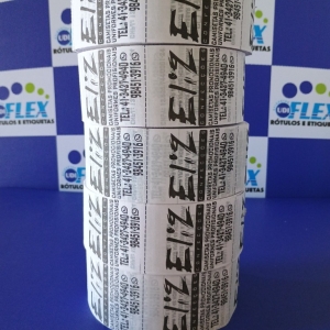 etiquetas em tecido nylon resinado para uniformes e camisetas 