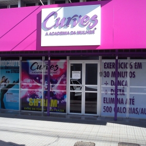 Fachada de Adesivo