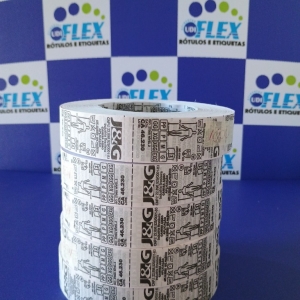 etiquetas em tecido nylon resinado para uniformes e camisetas 
